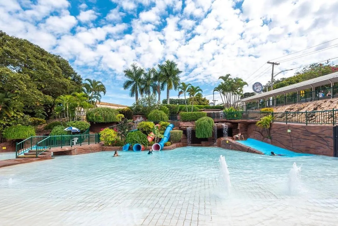 Aparthotel Caldas Novas - Piazza Diroma - Com Ingressos Do Acqua Park Todos Os Dias